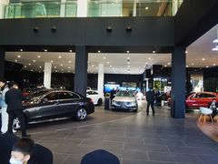 -奔驰上海利星(七宝店)