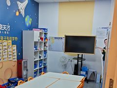 -百变天才机器人编程中心·信奥·VEX竞赛(领展购物中心店)