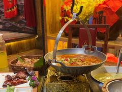 -老滇山寨•云南特色菜•地方菜•民族风情歌舞表演(金碧店)