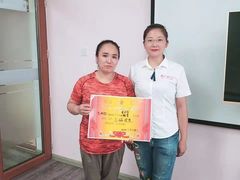 -爱月宝月嫂·育儿嫂(哈尔滨总店)