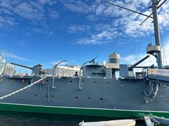 -阿芙乐尔号巡洋舰