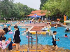 -欢乐水魔方水世界
