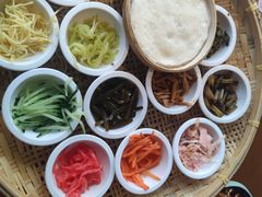 -包整·丝娃娃(一览甲秀楼风景店)