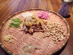 -维园悦谱·海派家常菜(乌鲁木齐南路店)