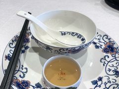 -景月阁空中食府(希尔顿酒店)