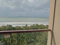 -三亚湾海居铂尔曼度假酒店