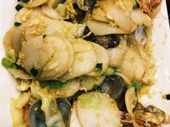 海鲜炒年糕-金海湾海鲜排档(朱家尖店)