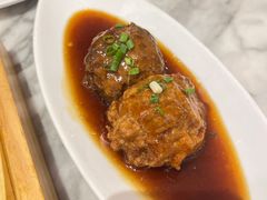 蛋黄狮子头-城南往事·鲁菜·烤鸭(世茂宽厚里·大明湖店)