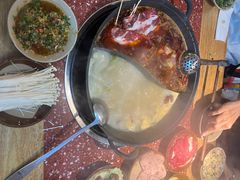 -赵美丽·重庆社区火锅·直营店(火车东站·中豪国际店)