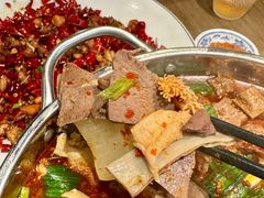 -肖四女乐山跷脚牛肉(滨江天街店)