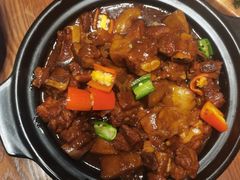 -老滇山寨•云南特色菜•地方菜•民族风情歌舞表演(金碧店)