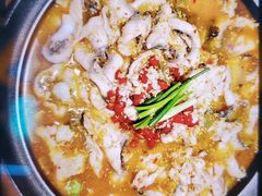 -山城外·非遗酸菜鱼(蜀都万达店)