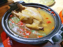 参鸡汤-延松朝鲜族料理