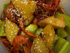 -红盔侠小龙虾(海宁银泰店)
