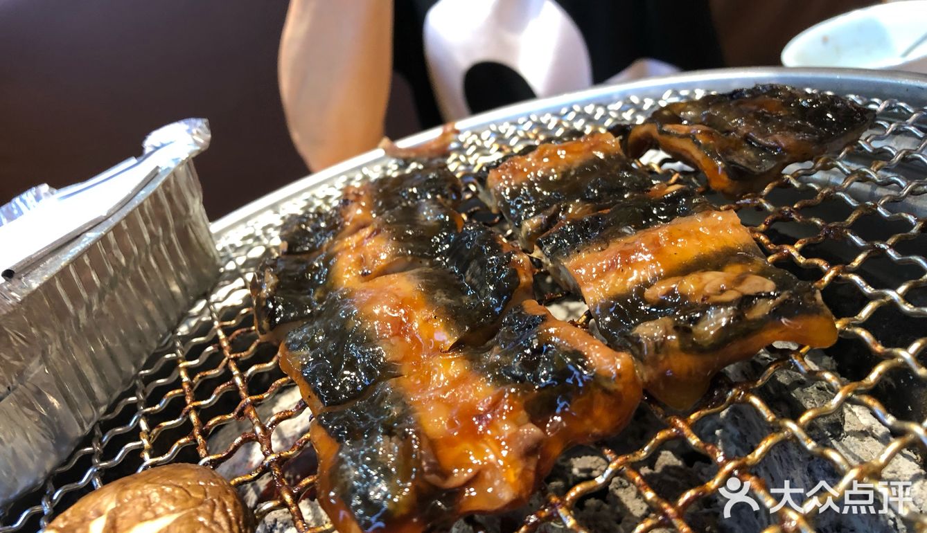 大浪特色炭火烧烤——热浪直卷全城！