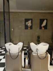 -QZHAIR SALON