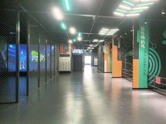 -极限PLAY运动娱乐新世界·团建派对潮玩休闲馆·室内蹦极高空游乐园