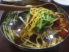 -服务大楼冷面(延大店)