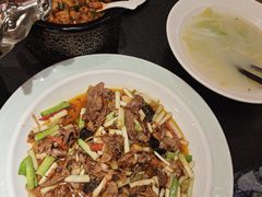 -万重锦·人文川菜馆(骡马市店)