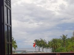 -亚龙湾喜来登·美景台大堂吧