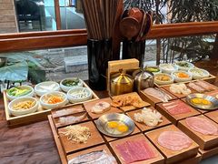 -银米·云南传统过桥米线(双廊黑金冠店)