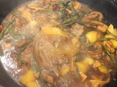 -锅老头海鲜铁锅炖