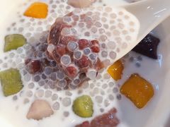 椰汁红豆西米芋圆-龟金正·港式甜品(客村店)