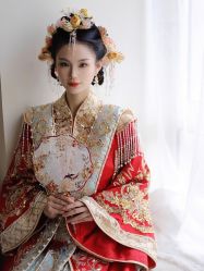 -臻囍婚纱礼服·新娘跟妆造型(二七万达店)