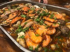 -老东镇啤酒屋海鲜加工·蒸汽海鲜·海鲜烧烤(台东店)