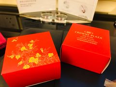 -深圳富苑皇冠假日套房酒店