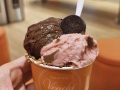 -VENCHI 闻绮(上海佛罗伦萨小镇店)