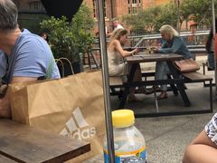 -Ribs & Burgers The Rocks