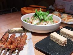 娜帕里勇-谷丽麦馕新疆菜·清真(步步高梅溪新天地店)