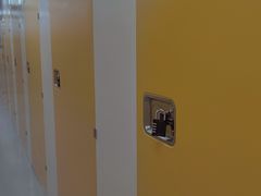 -安东易迷你仓自助寄存仓库(淞虹路店)