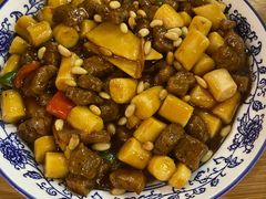松子牛肉炒年糕-兔爸私家小厨(新北万达店)