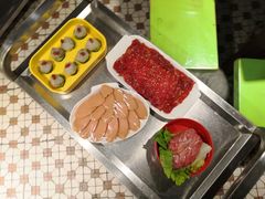 -钢管厂五区小郡肝串串香(奥克斯广场锦城万达店)