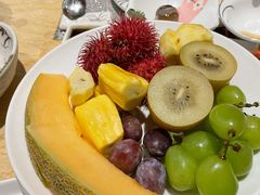 -雍和会海鲜姿造自助(湖东路店)