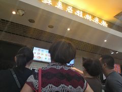 等位区-红鼻子桂林米粉(金唐新光界店)