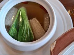 羊肚菌炖竹荪-鸿运酒楼