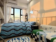 -东方体育中心(地铁站)