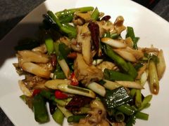 -马路边上·小海鲜烧烤(八一路店)