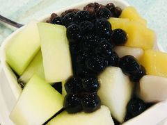 蜜瓜芋圆烧仙草-松记糖水店(铜锣湾分店)