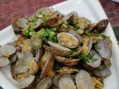 -扒虾小妹儿麻辣海鲜(宏图街店)