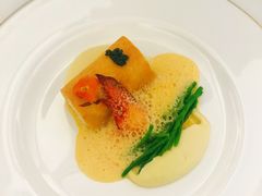 -The Diamond Jubilee Tea Salon at Fortnum & Mason