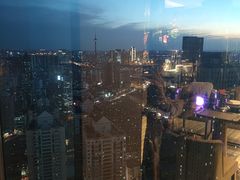 -唐拉雅秀酒店-西锦汇空中BBQ·思创餐厅