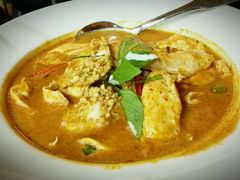 -Thai Pothong Restaurant