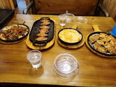 -老东镇啤酒屋海鲜加工·蒸汽海鲜·海鲜烧烤(台东店)