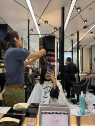 -HAIR CORNER