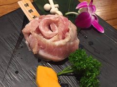 猪颈肉-黑牛の店·和牛烧肉(合生汇店)