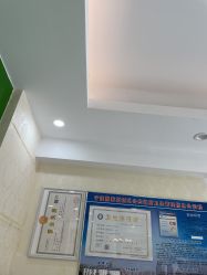 -苗医生专业祛痘·皮肤管理